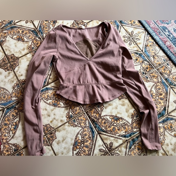 Fp movement x free people long sleeve yoga mesh sheer top size small crop top - Picture 4 of 7